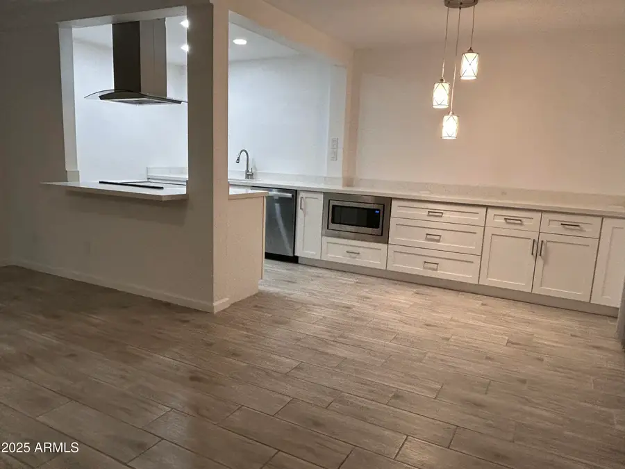 3416 N 44 Street #10, Phoenix, AZ 85018 - Image #2