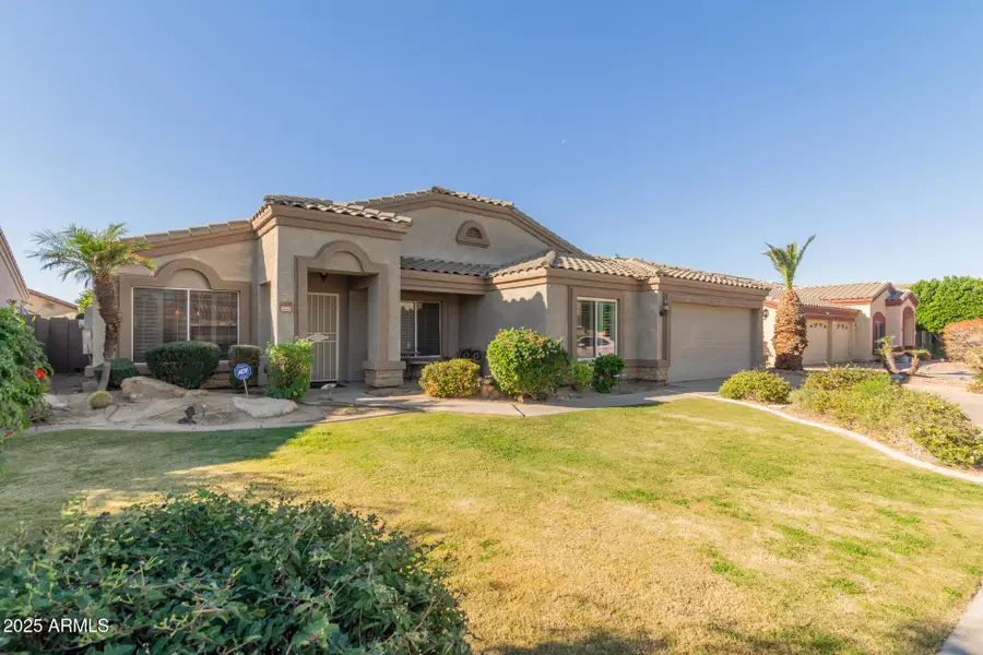 10447 E Diamond Avenue, Mesa, AZ 85208 - Image #2