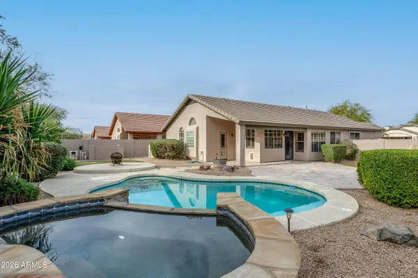 4519 E Lone Cactus Drive, Phoenix, AZ 85050