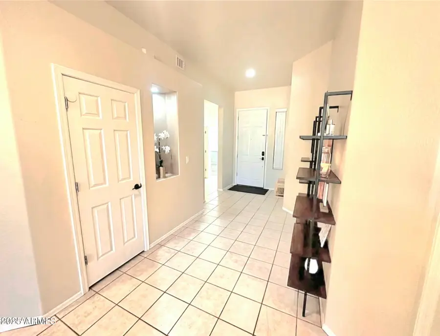 928 W Juniper Avenue, Gilbert, AZ 85233 - Image #2