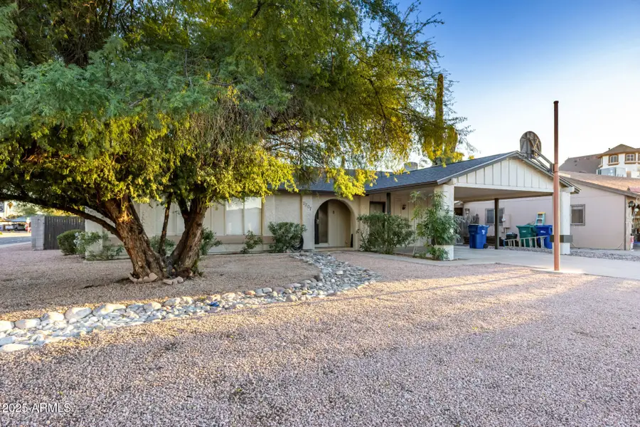 2207 W Portobello Avenue, Mesa, AZ 85202 - Image #3