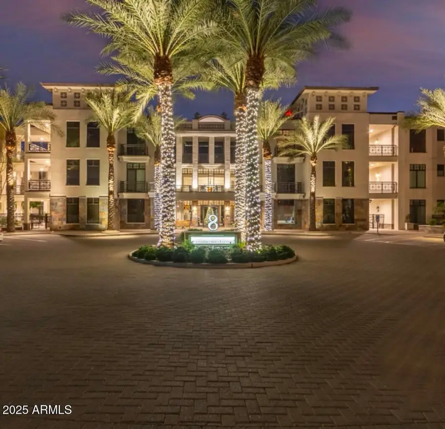 8 Biltmore Estate #116, Phoenix, AZ 85016 - Image #3