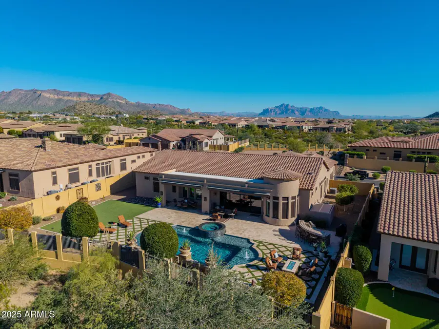 2312 N Steele Circle, Mesa, AZ 85207 - Image #2