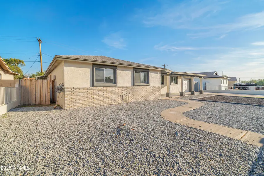 5827 W Rosewood Lane, Phoenix, AZ 85031 - Image #2