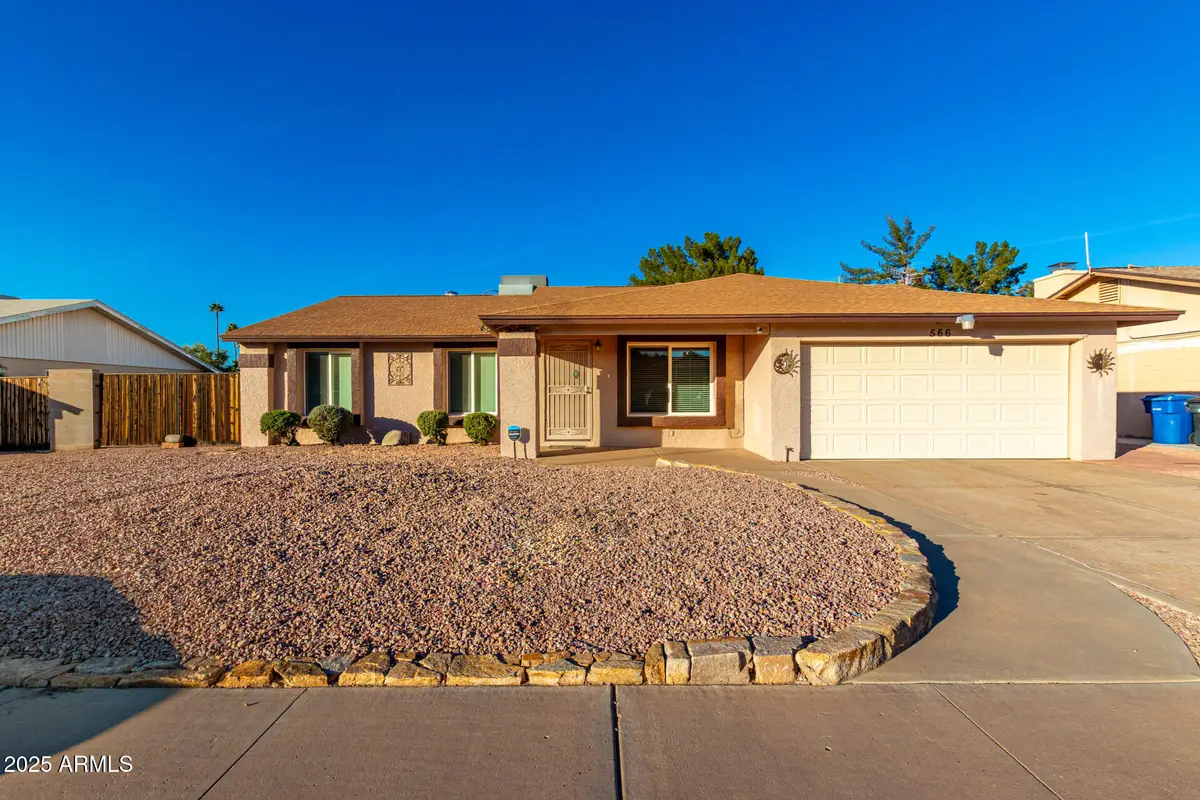 566 W Medina Avenue, Mesa, AZ 85210 - Image #1