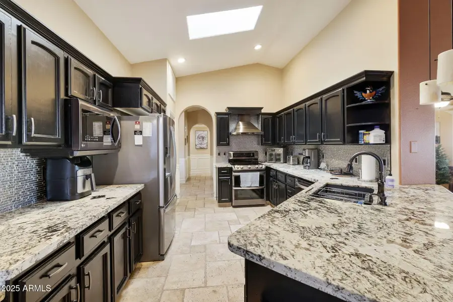 10544 E Coopers Hawk Drive, Sun Lakes, AZ 85248 - Image #2