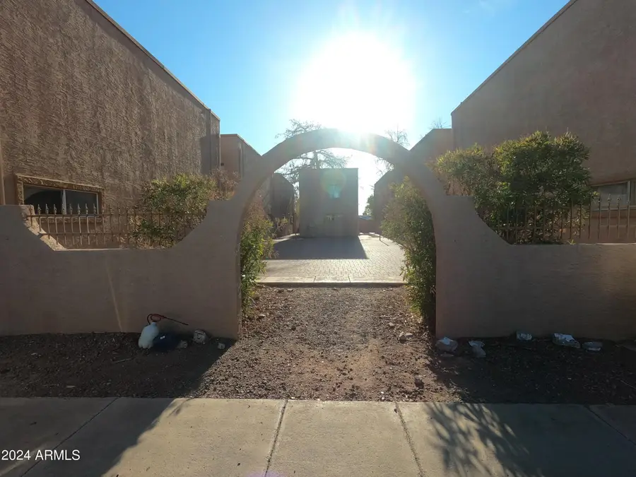 6302 N 64th Drive #14, Glendale, AZ 85301 - Image #2