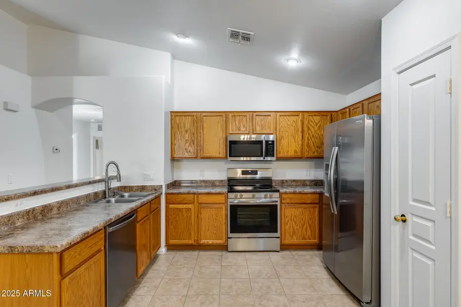 3830 W Santa Cruz Avenue, San Tan Valley, AZ 85144 - Image #2