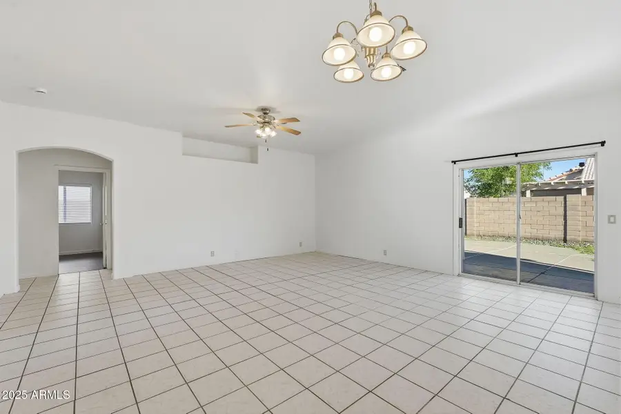 10224 W Oregon Avenue, Phoenix, AZ 85307 - Image #3