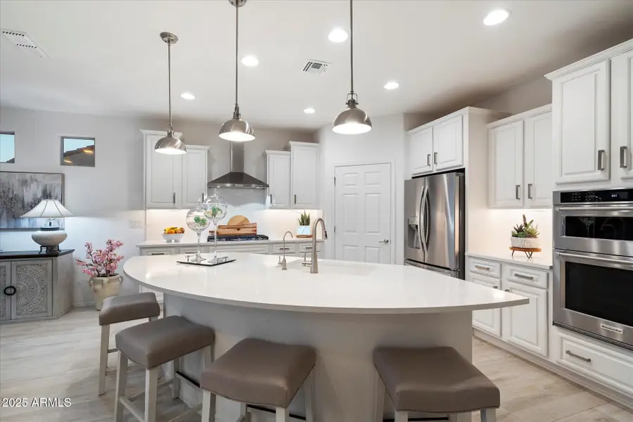 20331 N Wagner Wash Drive, Buckeye, AZ 85396 - Image #2