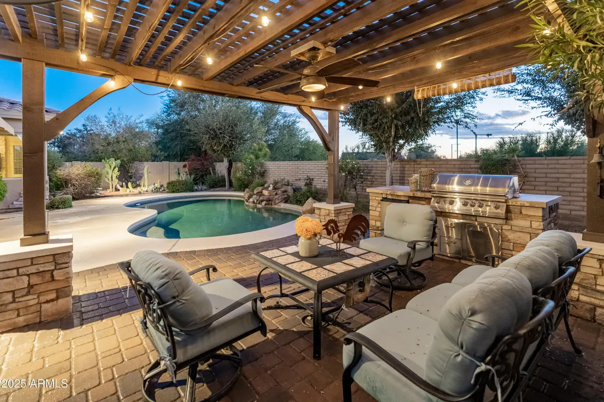 12345 W Dove Wing Way, Peoria, AZ 85383 - Image #1