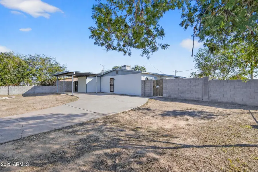 7649 W Mitchell Drive, Phoenix, AZ 85033 - Image #3