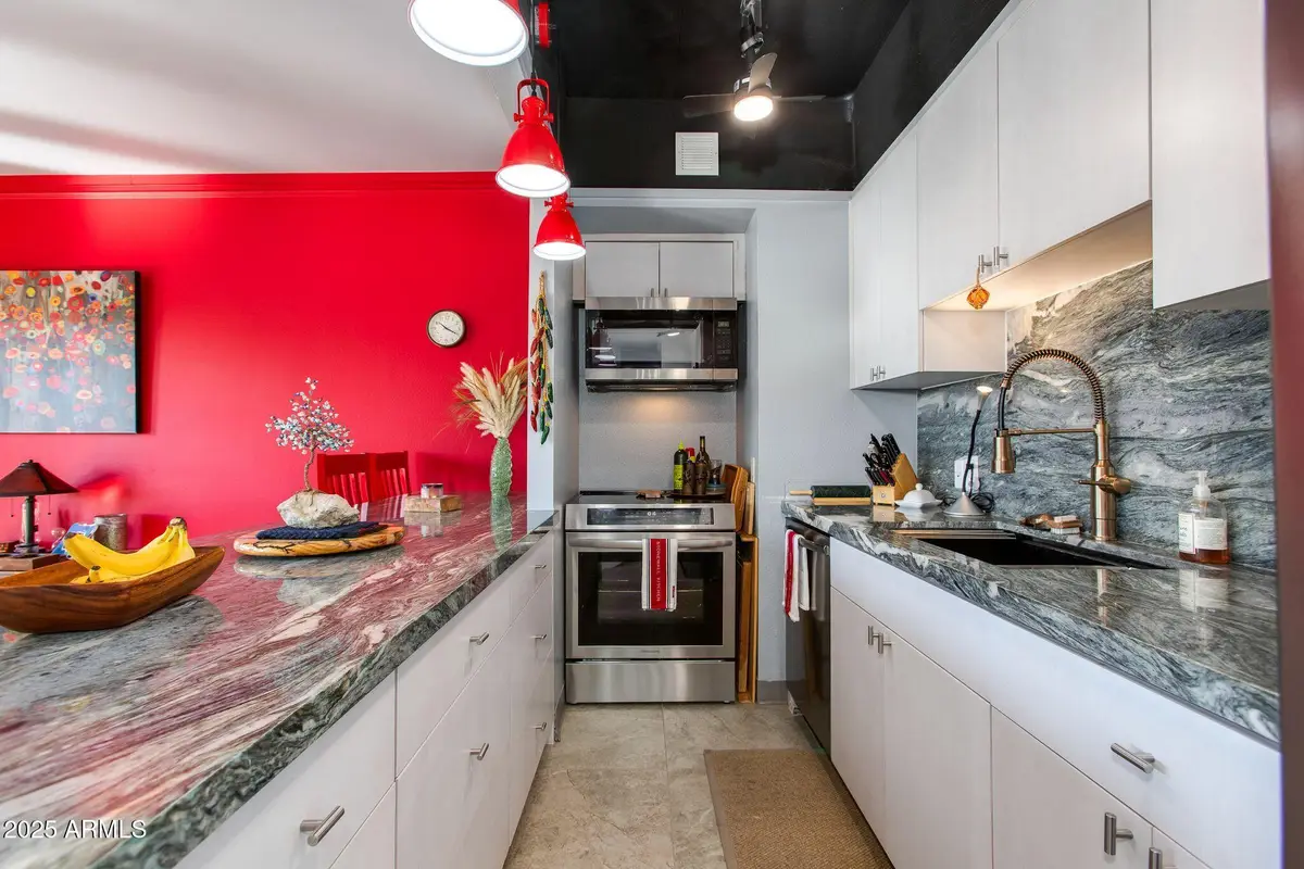 4750 N Central Avenue #3J, Phoenix, AZ 85012 - Image #1