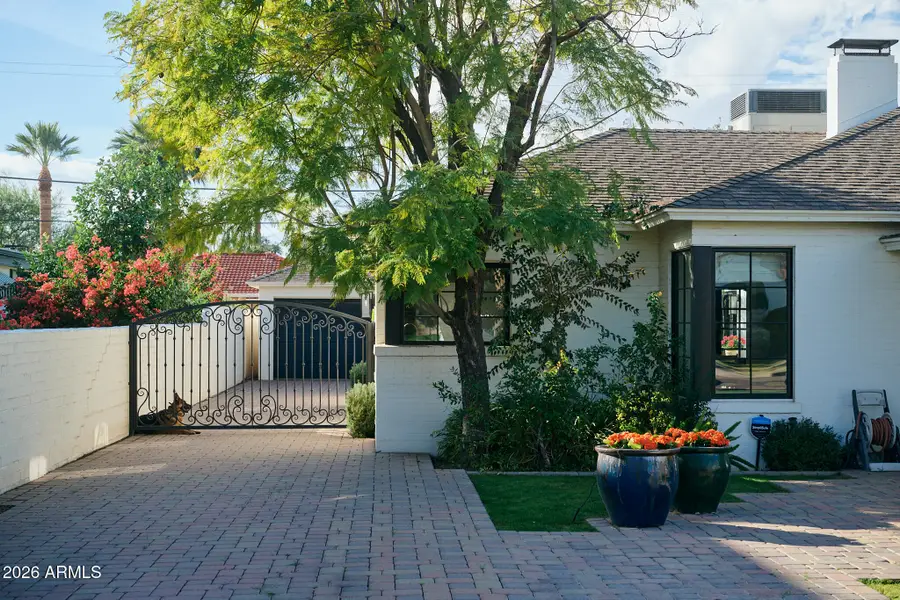 2038 N 11th Avenue, Phoenix, AZ 85007 - Image #3