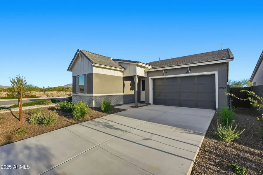 17927 W Long Lake Road, Goodyear, AZ 85338 - Image #2