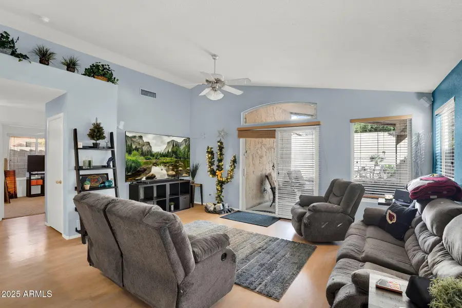 1714 W Hiddenview Drive, Phoenix, AZ 85045 - Image #3