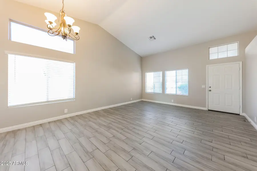 8833 W Monte Vista Road, Phoenix, AZ 85037 - Image #3