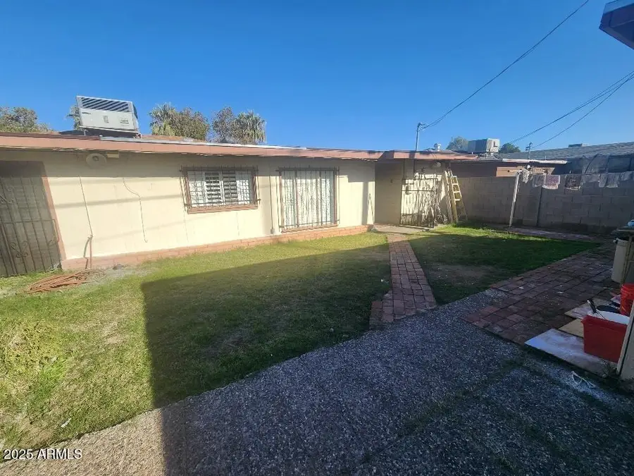 7 E Beautiful Lane, Phoenix, AZ 85042 - Image #3