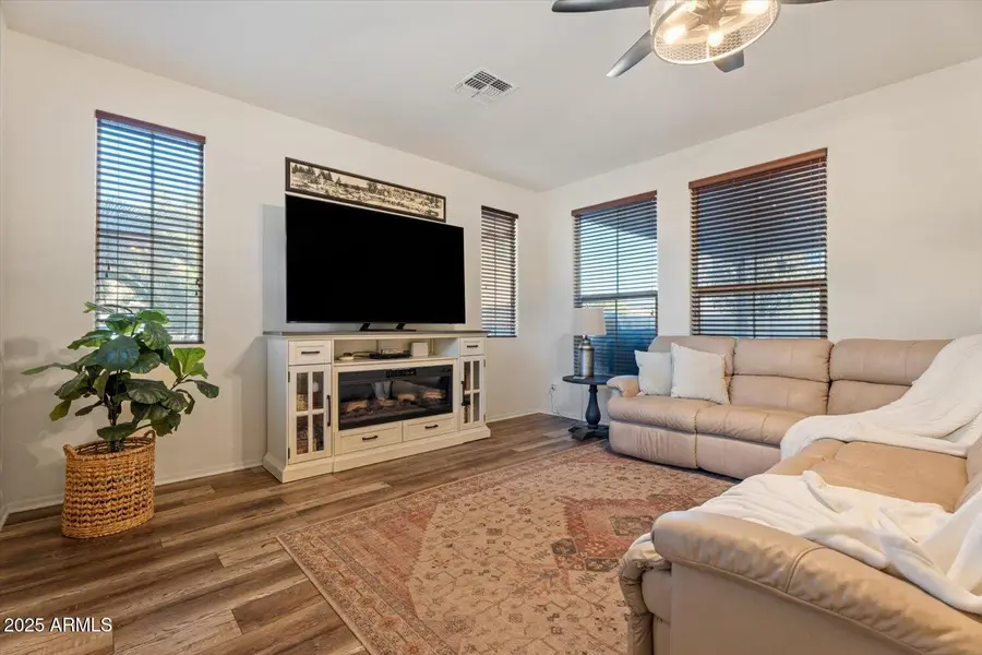 20819 W Legend Trail, Buckeye, AZ 85396 - Image #3