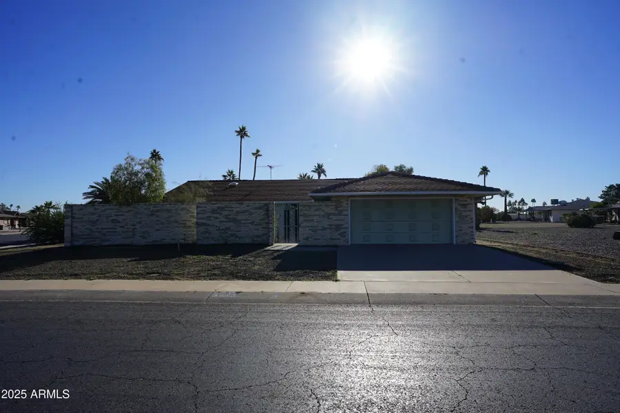 9803 W Pebble Beach Drive, Sun City, AZ 85351 - Image #3