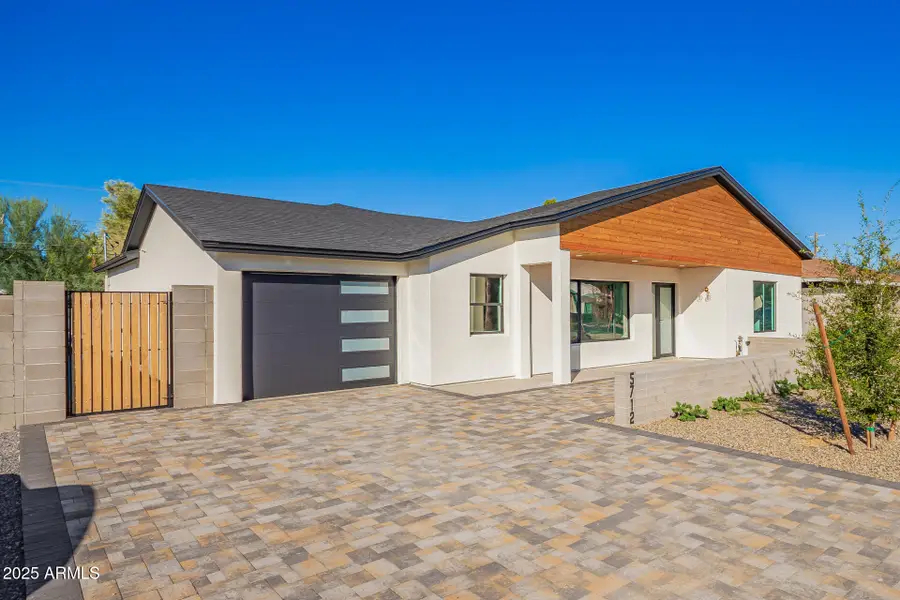 5712 N 11th Place, Phoenix, AZ 85014 - Image #2