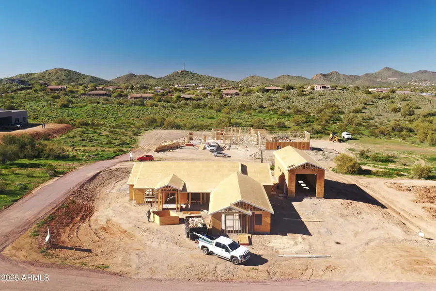 576 E Tanglewood Trail, Phoenix, AZ 85085 - Image #2