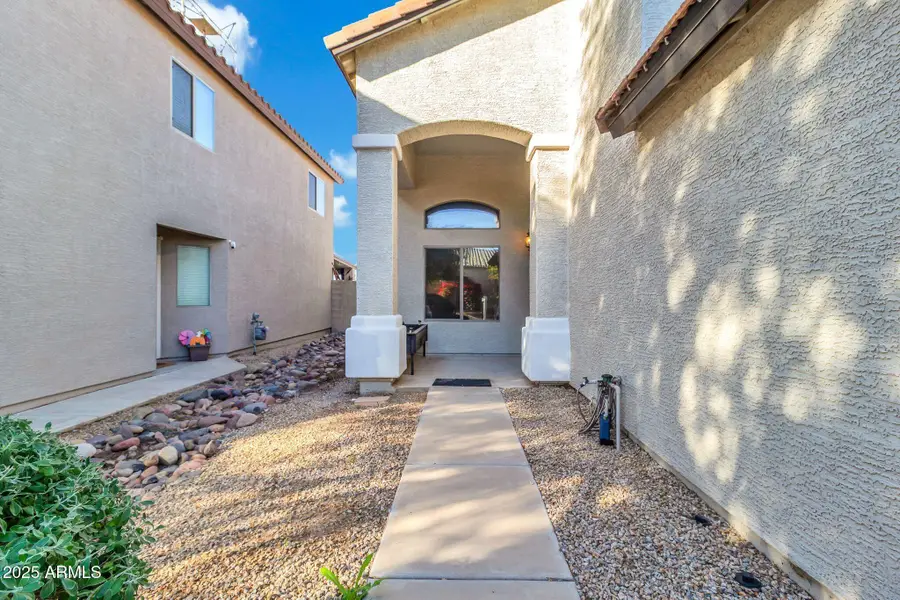 38052 N Amy Lane, San Tan Valley, AZ 85140 - Image #2