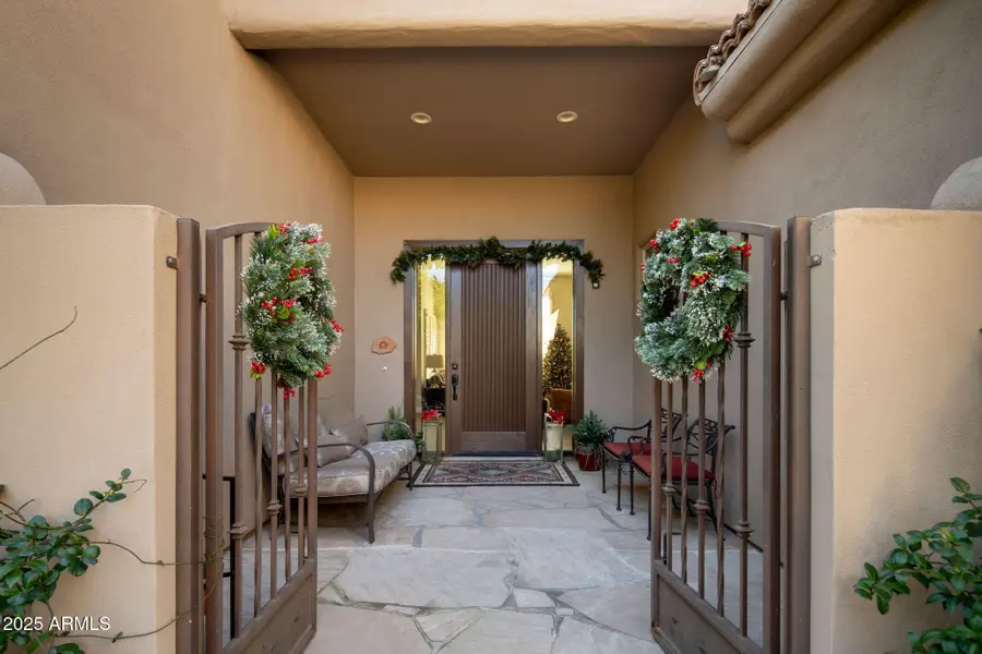 9847 E Hidden Green Drive, Scottsdale, AZ 85262 - Image #2