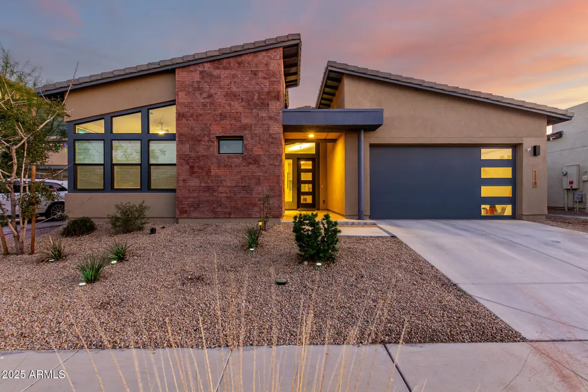 1115 E Paseo Way, Phoenix, AZ 85042 - Image #1