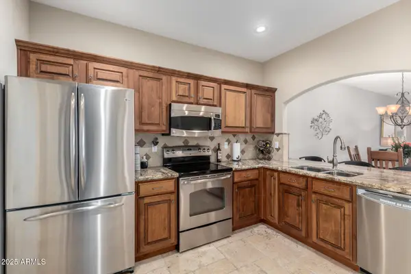 7021 E Earll Drive #213, Scottsdale, AZ 85251