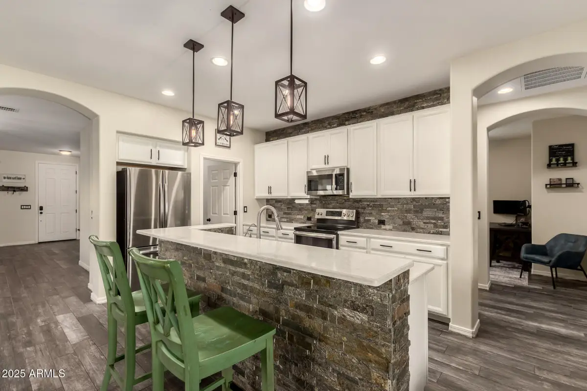 538 W Gum Tree Avenue, San Tan Valley, AZ 85140 - Image #1