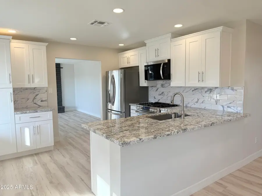 20031 N 18th Drive, Phoenix, AZ 85027 - Image #3