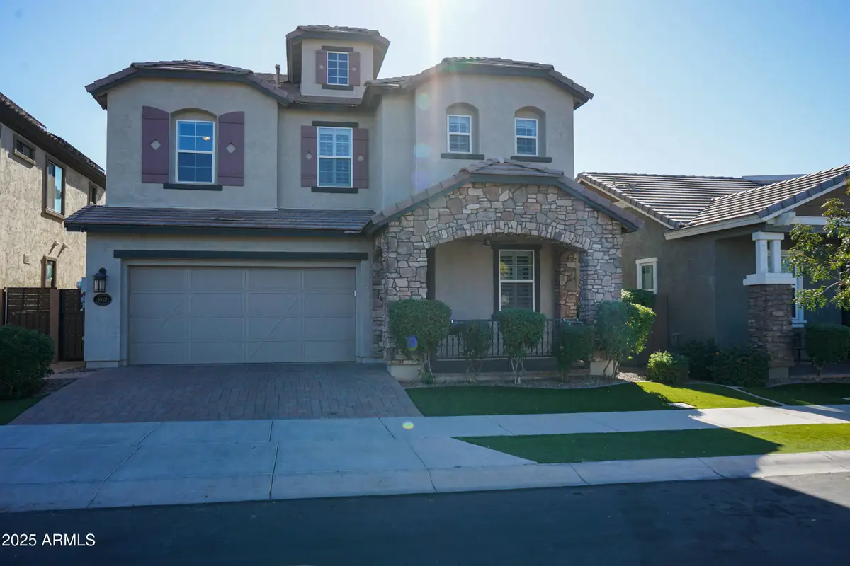 10037 E Nopal Avenue, Mesa, AZ 85209 - Image #1