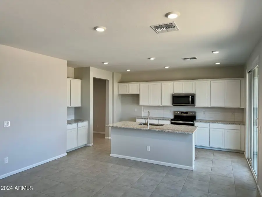 17919 W Montana De Oro Drive, Surprise, AZ 85387 - Image #2