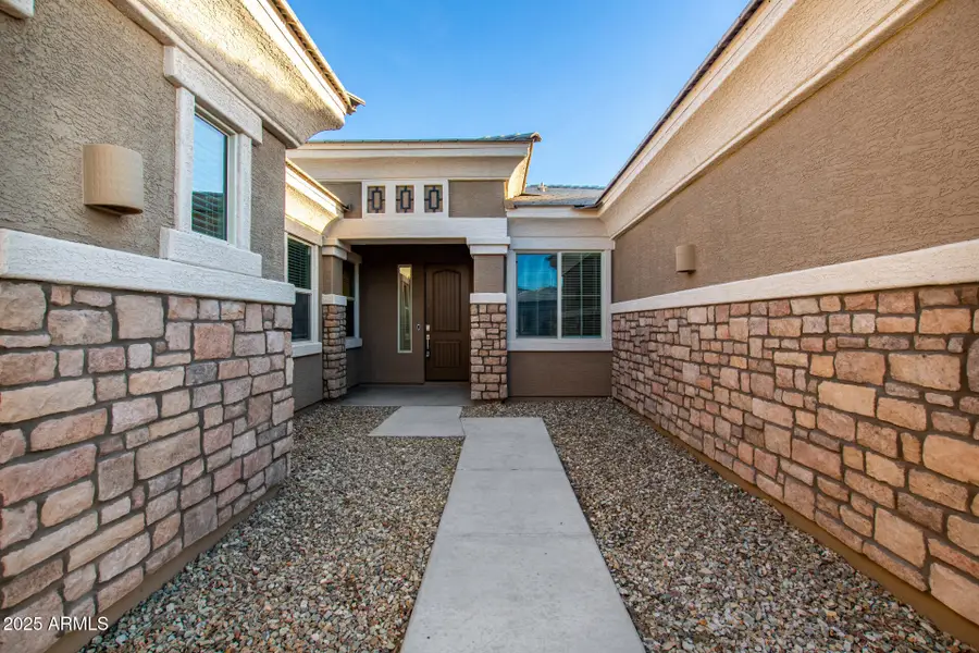 16987 W Saguaro Park Lane, Surprise, AZ 85387 - Image #3