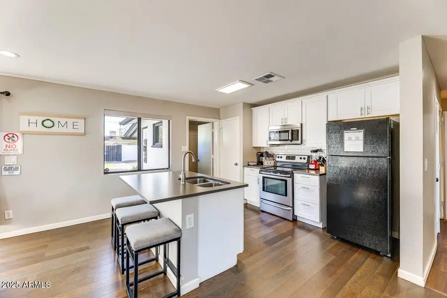 1027 S Siesta Lane, Tempe, AZ 85281 - Image #3