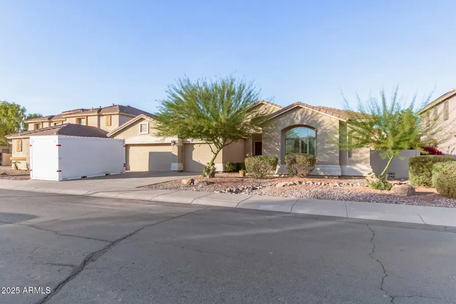 14308 W Edgemont Avenue, Goodyear, AZ 85395 - Image #2