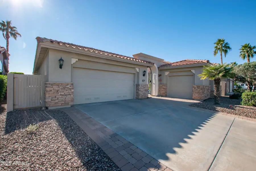 15947 W Mulberry Drive, Goodyear, AZ 85395 - Image #2