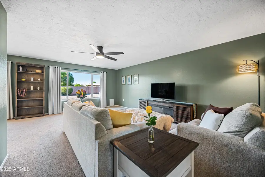 16869 N Meadow Park Drive, Sun City, AZ 85351 - Image #2