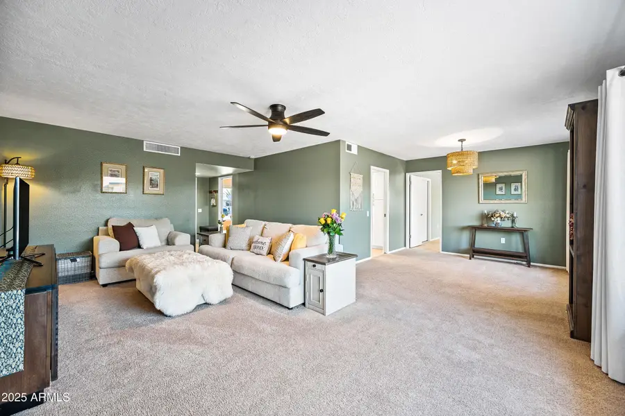 16869 N Meadow Park Drive, Sun City, AZ 85351 - Image #3