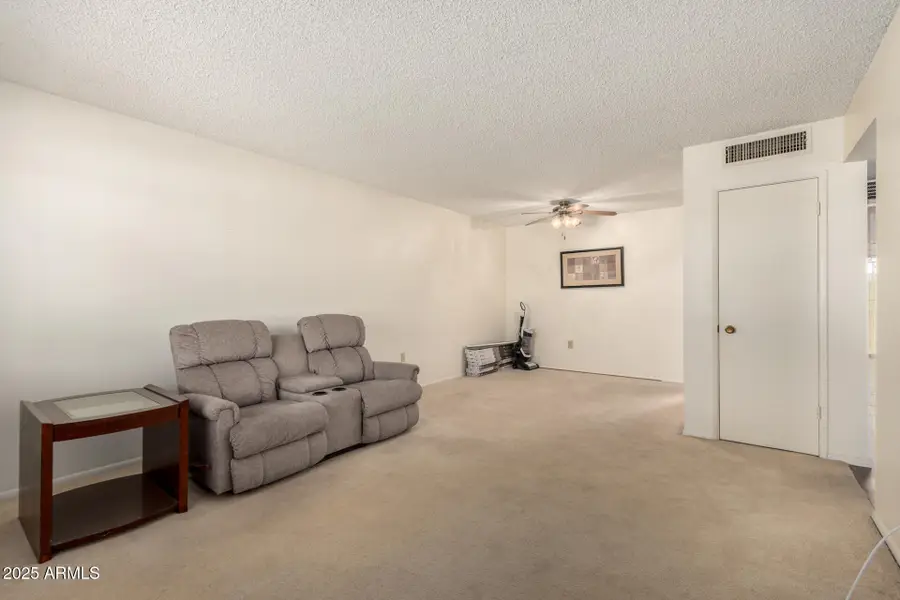 10851 W Santa Fe Drive, Sun City, AZ 85351 - #3