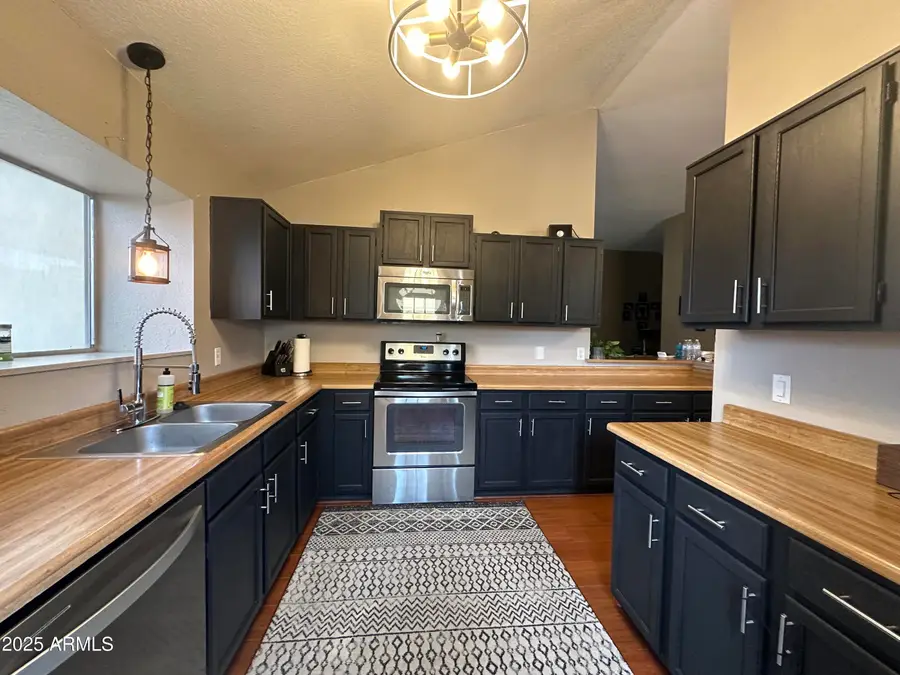 7217 W Paradise Drive, Peoria, AZ 85345 - #2