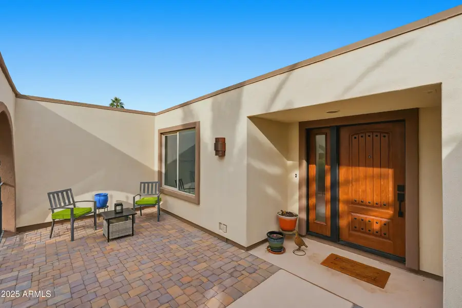 11022 W Crestbrook Drive, Sun City, AZ 85351 - Image #2