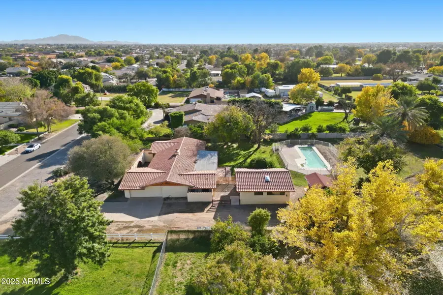 914 S 132nd Street, Gilbert, AZ 85233 - Image #2