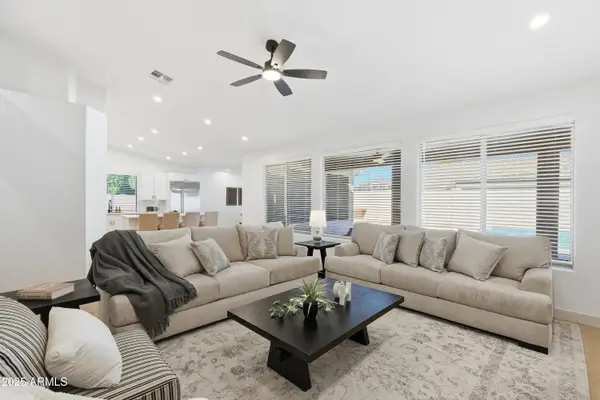 656 W Johnson Drive, Gilbert, AZ 85233