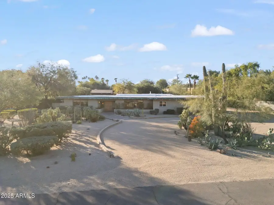 11046 N 74th Street, Scottsdale, AZ 85260 - #2