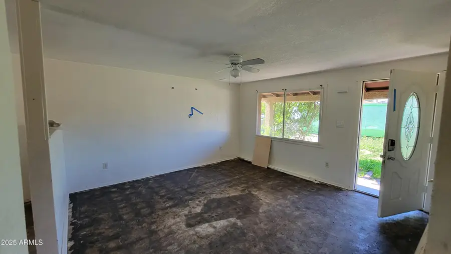 1607 N 62nd Avenue, Phoenix, AZ 85035 - Image #2