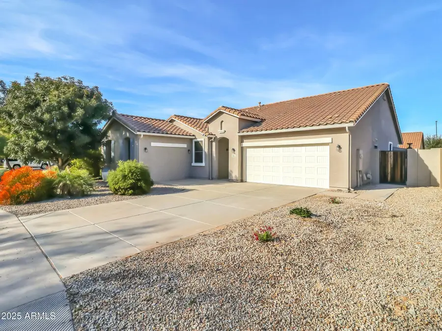 1866 E Ravenswood Drive E, Gilbert, AZ 85298 - Image #2