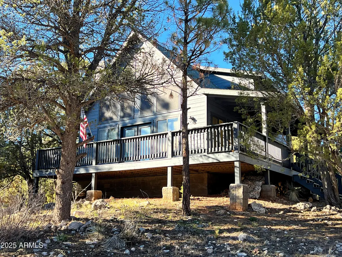 2240 Fairway Drive, Overgaard, AZ 85933 - Image #1