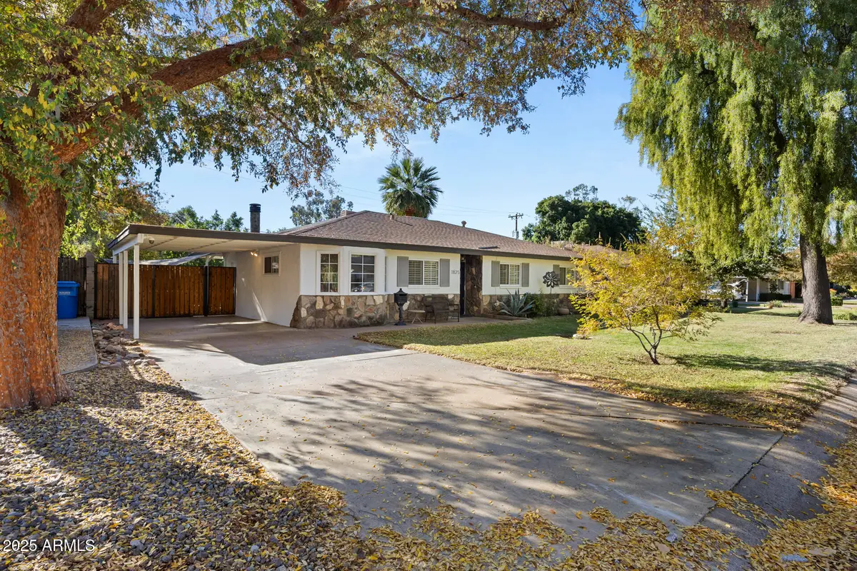 1825 E Medlock Drive, Phoenix, AZ 85016 - Image #1